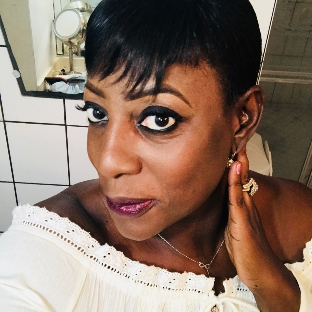 Meet your Posher, Linda